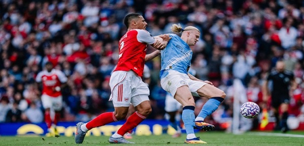 أرسنال يتعادل مع مانشستر سيتى 1-1 فى قمة البريميرليج